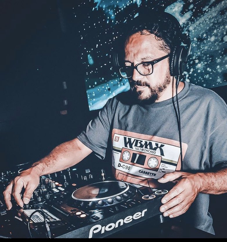 SiteMKE's tweet photo. @djmarkfarina returns tonight!
See you all on the dance floor 💃🏻 https://t.co/tUiPevsw3I