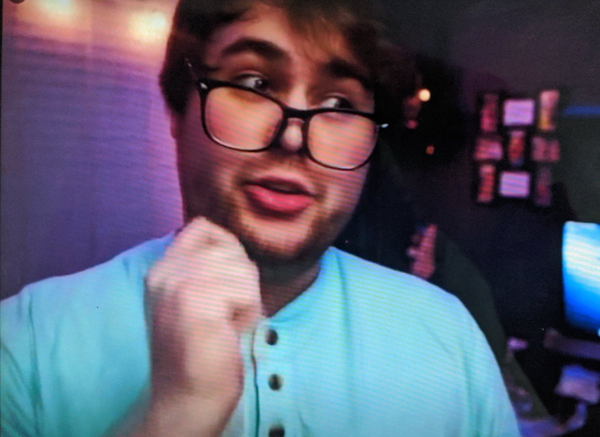 ArzzielMarcena's tweet image. The Comedy nominees were selected by @AntinnyWorld and Ben won!! Sorry @oliverriches, Charlie Cooper and @alexjakobz1.
#bytefam #byteapp #loopawards #goldenloops