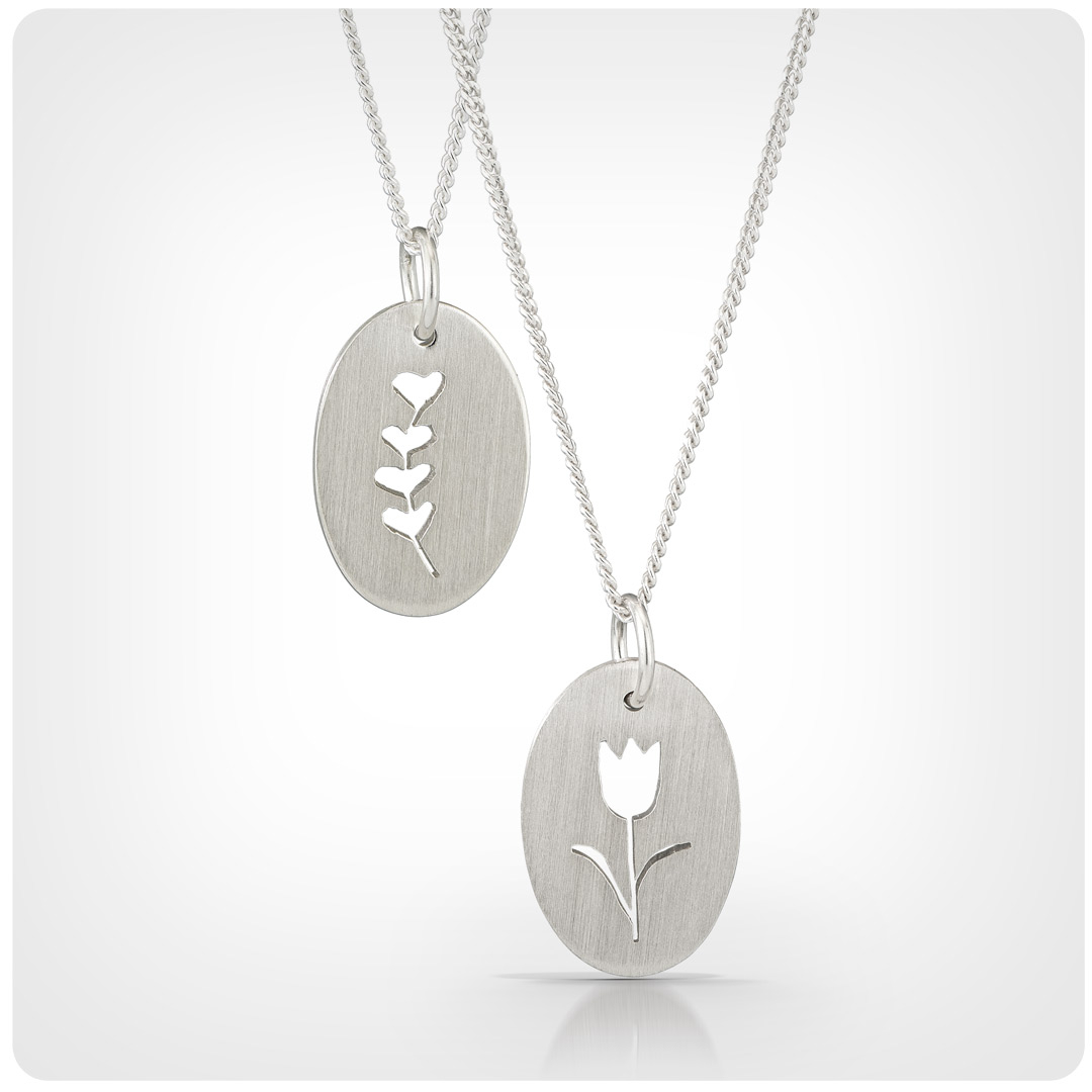 NoteologyFrag's tweet image. One week til First Friday! This month, we're hosting Jessica Vaccaro, metalsmith, from 6-9 p.m. next Friday! 

We'll also have a special SCENT 👃&amp;amp; COCKTAIL🍸 pairing you won't want to miss! 

#firstfriday #shopScranton #notefragrances #newname #noteology