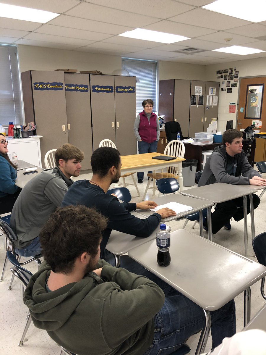 MoonsTabatha's tweet photo. #CCHSLearners participated in Adulting classes today. https://t.co/YQk5iblNQn