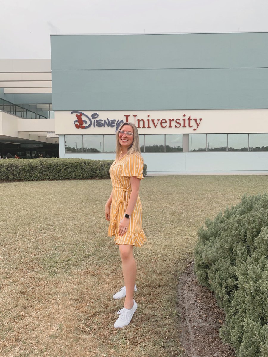 maddyysolidayyy's tweet photo. my dreams came true today. I’m officially a cast member for the Walt Disney World Company!💛❤️✨ https://t.co/sZXXMJSAvP