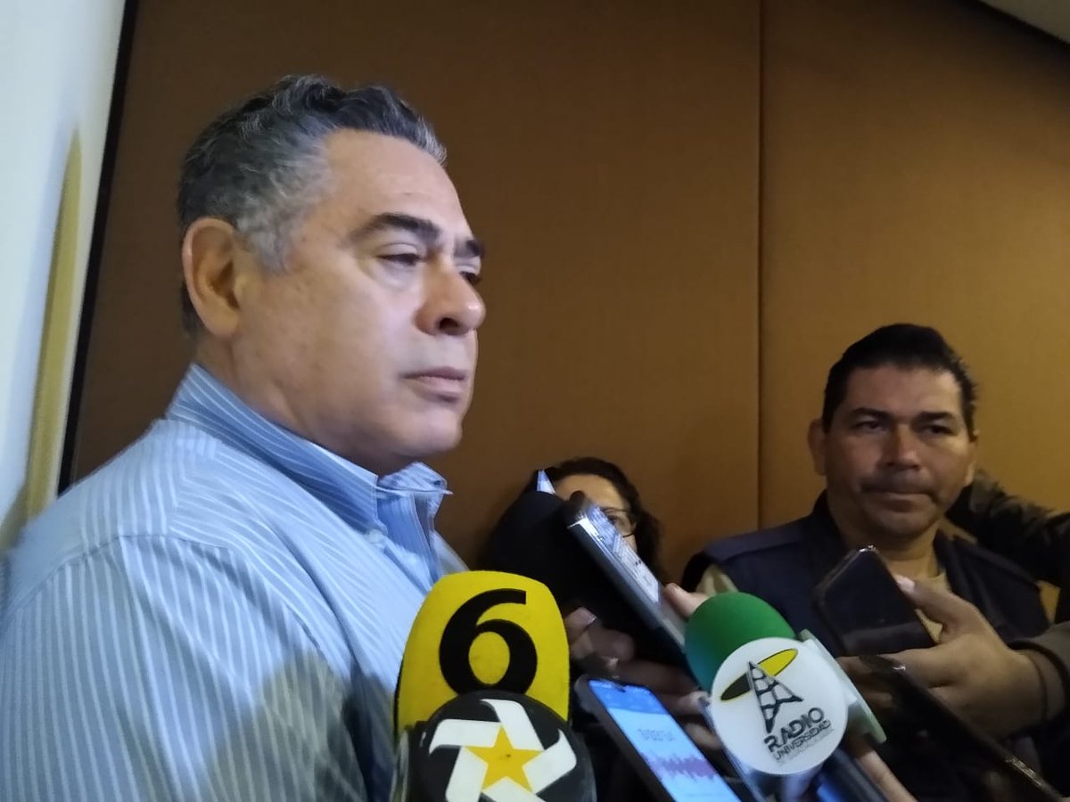 MilenioJalisco's tweet photo. El gobierno de Jalisco opera con grúas pirata: AGRUAS https://t.co/sRkJGh4xA9 https://t.co/n2zcmZRpi5