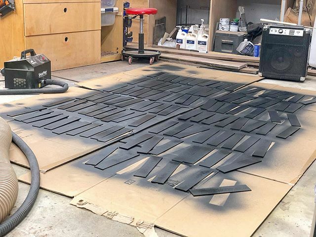 My @earlex_woodworking 6003 bailed me out on this project again! Had to get chalkboard paint on these 100 (plus a few extras) pieces of hardboard to be chalkboards are the beer flight boxes for @cartridgebrewing. The leather badges will go on one side, a… ift.tt/2GKLat7