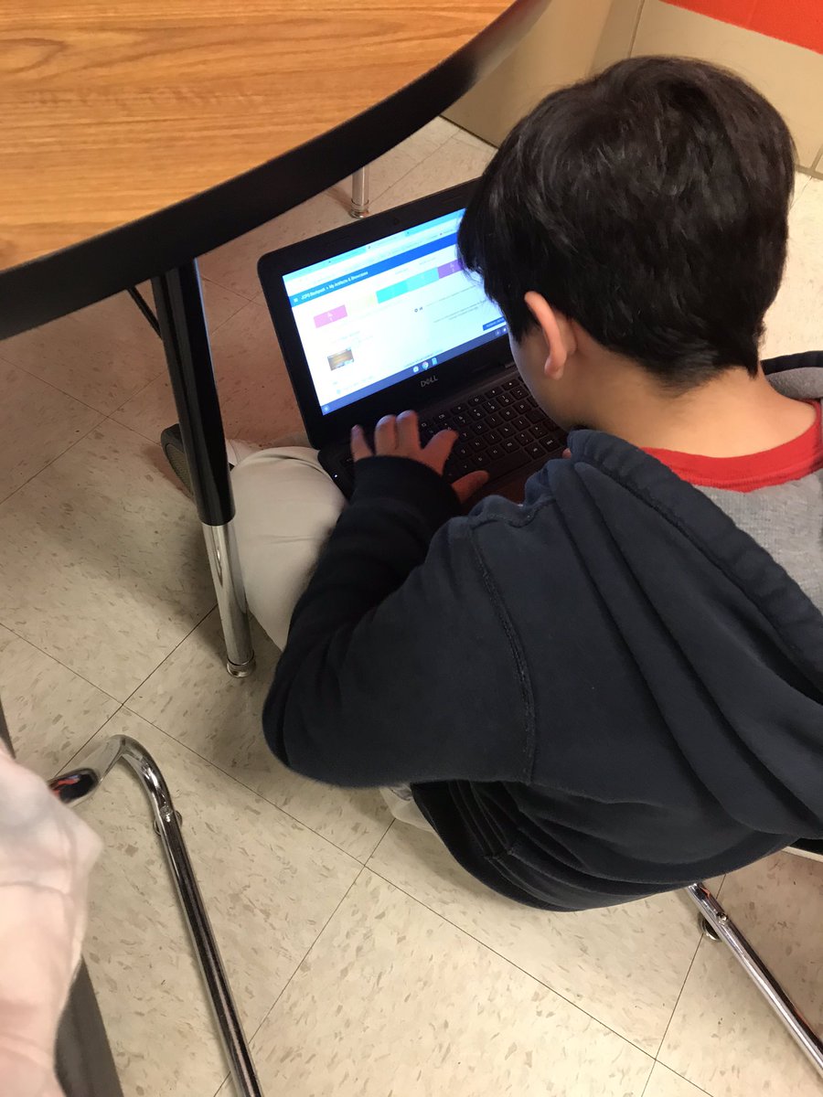 FESChangeMakers's tweet photo. Given the task of creating a Morning Message for #BlackHistoryMonth, these ChangeMakers translated their message about Mae Jemison into Spanish and Swahili for our Newcomer ESL students. These kids are definitely Globally and Culturally Competent Citizens! 💜💛 @SadeGravesJCPS https://t.co/4IOehdRDqX