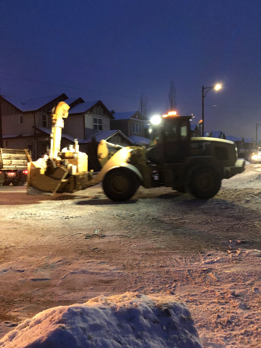 RobertStecyk's tweet photo. Thanks @CityFortSask for doing an outstanding job with the residential street cleaning efforts! First rate service!! #grateful https://t.co/PyevrIIVOo