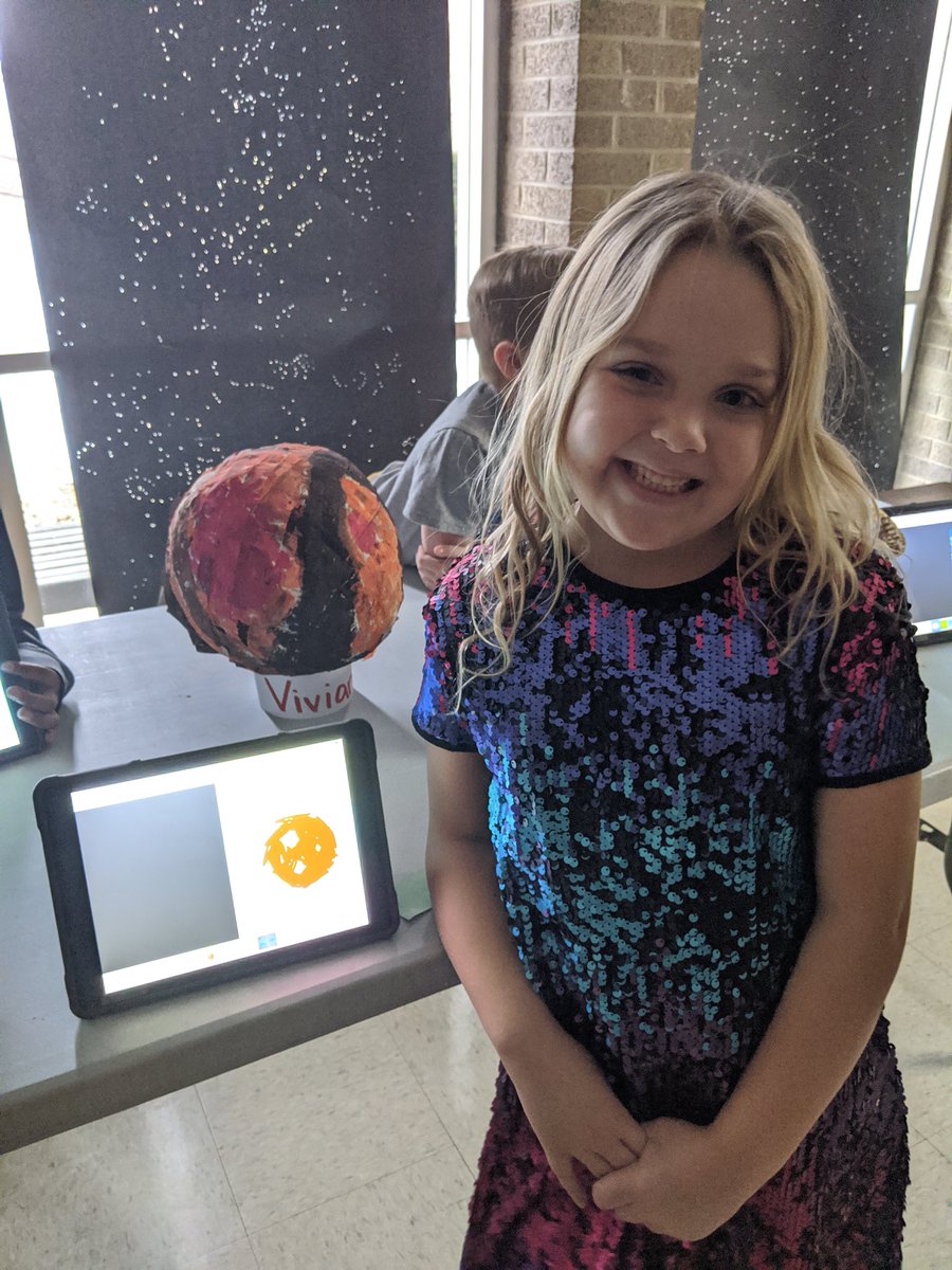 HooverWAWM's tweet photo. Solar system live!  Our first graders went public today https://t.co/mshnNBo1ek