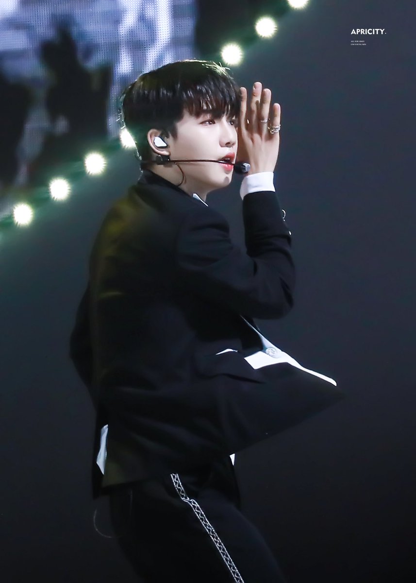 Apricity_1225's tweet photo. [HQ] 200130 서울가요대상

#임영민 #영민 #LIMYOUNGMIN 
#AB6IX #에이비식스 https://t.co/3N7CegjLm7