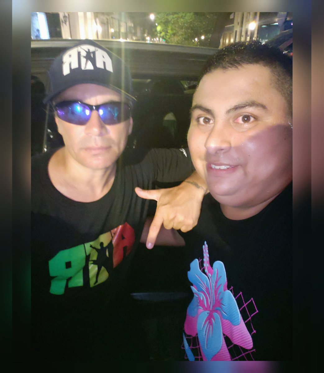 Nicoo_ivan's tweet photo. 📸 Con Pablito Lezcano 😎✌👑🎹
@pablitolescano https://t.co/GBjO9xKd2O