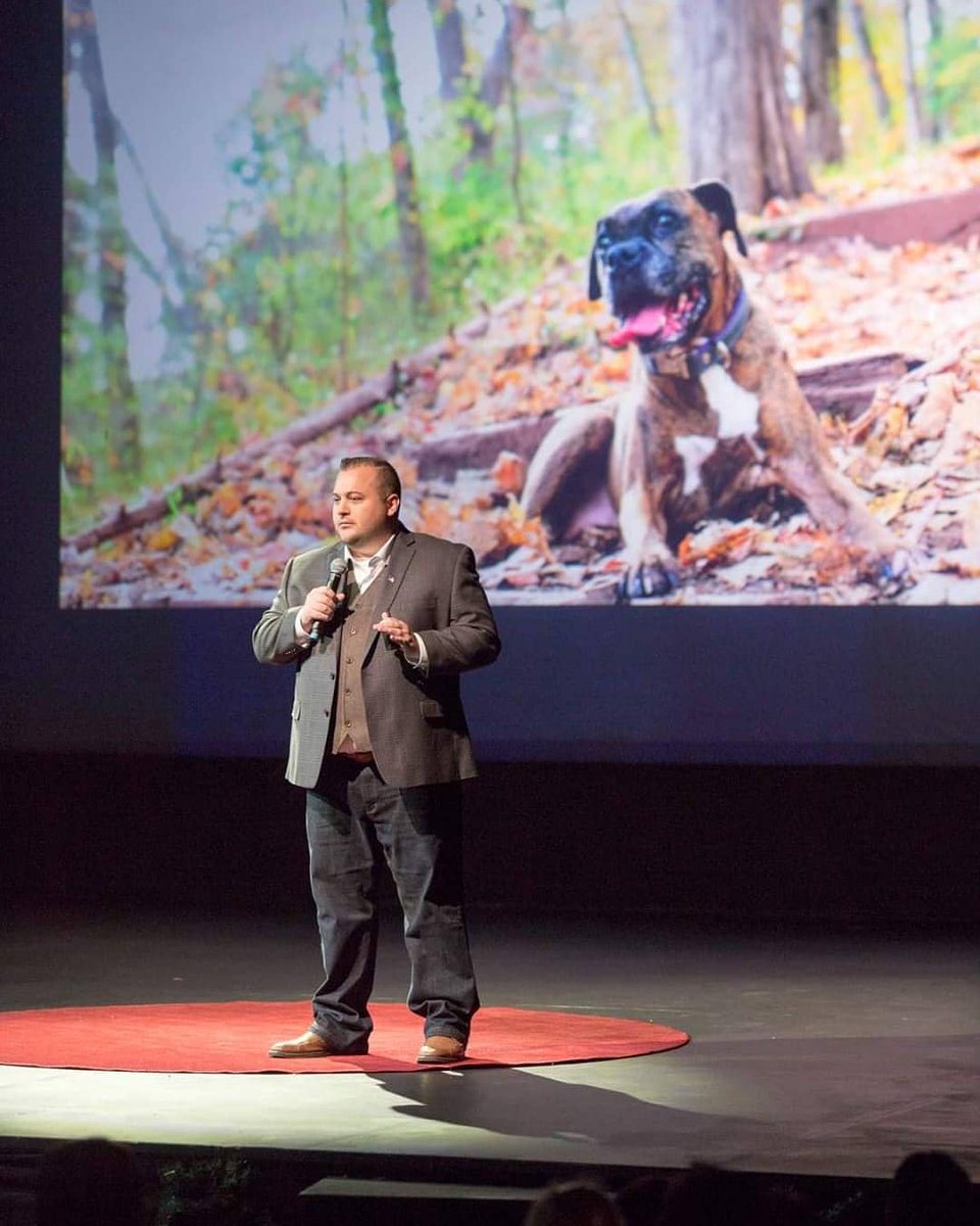 AtAttentionDogs's tweet photo. 🎖 US ARMY COMBAT VETERAN #TEDx #TedTalk 
📺➡️ https://t.co/yn2txDKIMZ
"How #Veterans and #Dogs Can Save Each Other" https://t.co/u1OgzcoP3W