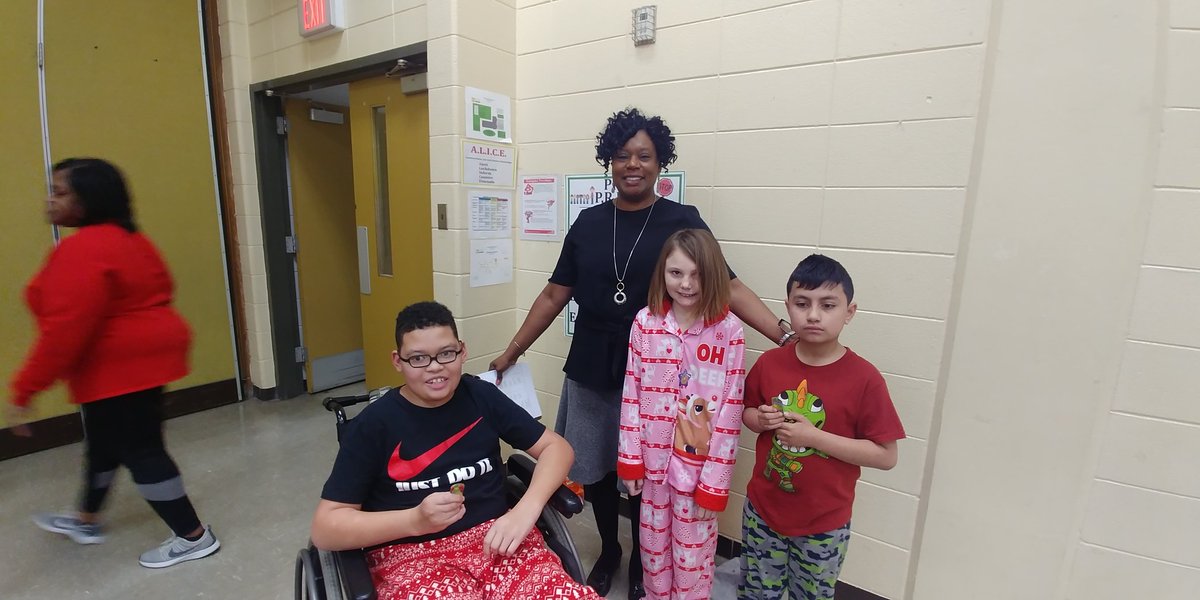 Check out all of our "Owl"mazing <a href="/PriceOwls/">Price Elementary</a> Honor Roll and Perfect Attendance students! #thepriceway