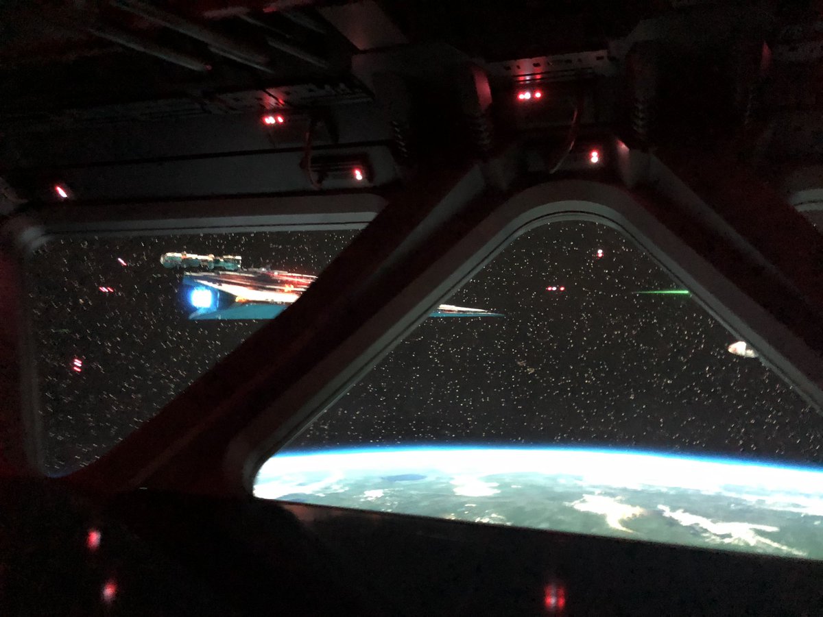 SophieGooner's tweet image. #BacktoBatuu The Boarding Group/virtual queues has worked well for me. 10 and 8 last 2 days so ride done early, before problems arise, rest of the day to do my own thing worry free #RiseofResistance