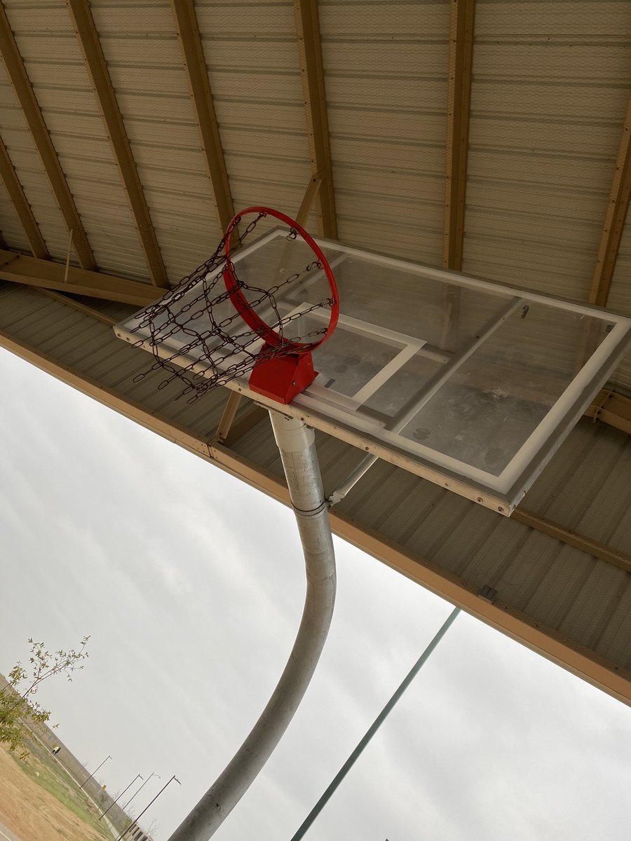 Rreallydeviant's tweet image. Trying to practice my #faith and #fitness every morning. Some days are harder than others but shit, we out here. #fridayvibes #fridayfit #focused #motivation #outchea #grindmode  @ Bartlett Bike/walk/run Park