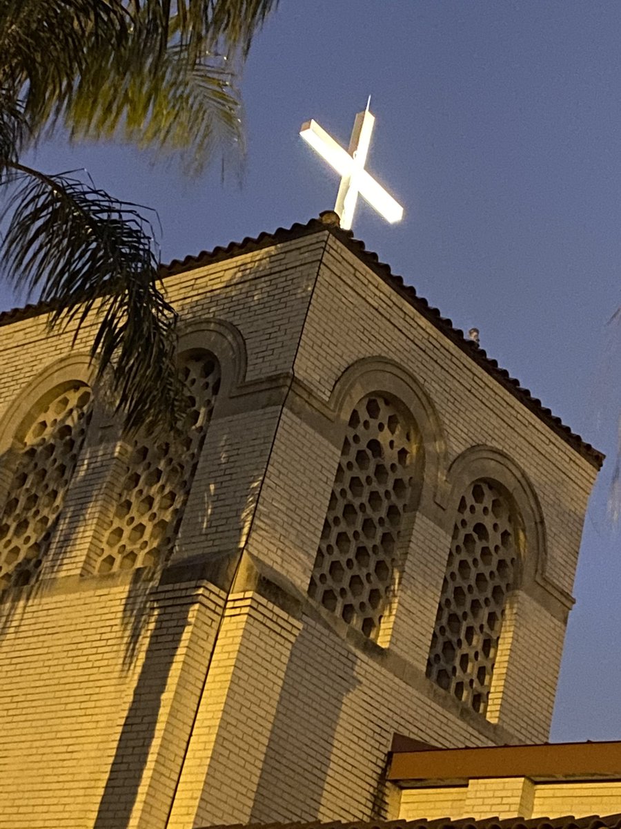 Rreallydeviant's tweet image. Trying to practice my #faith and #fitness every morning. Some days are harder than others but shit, we out here. #fridayvibes #fridayfit #focused #motivation #outchea #grindmode  @ Bartlett Bike/walk/run Park