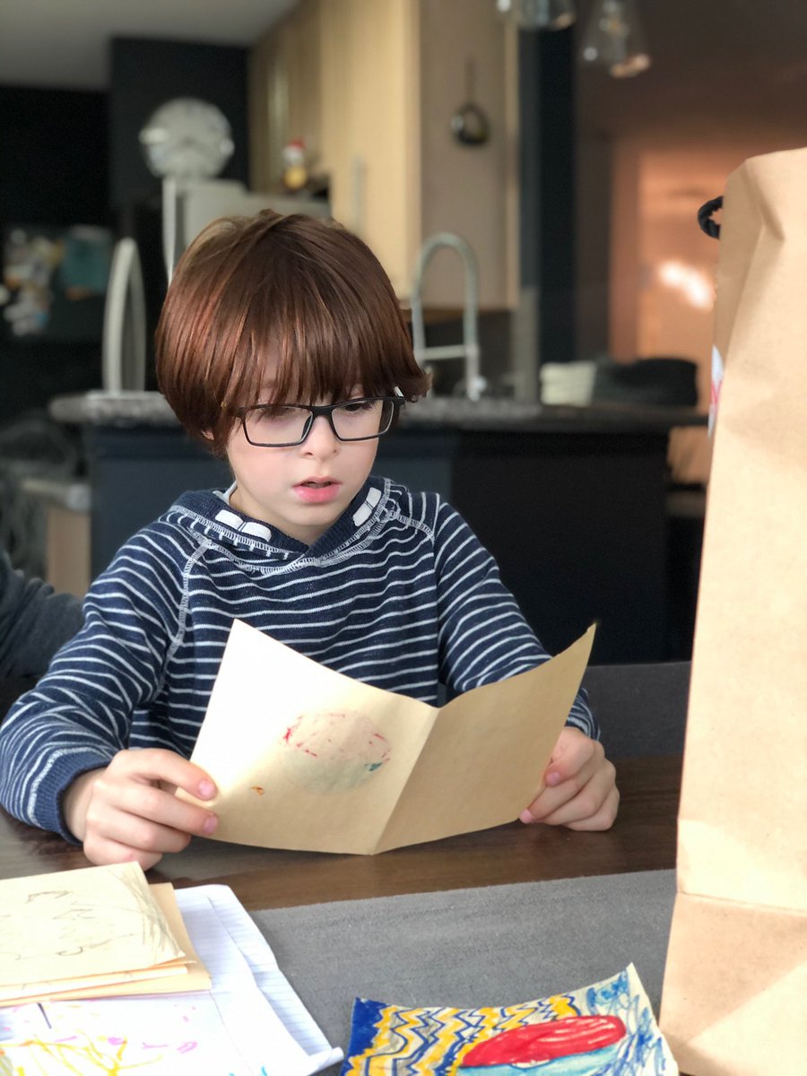 lsmithclass's tweet image. The joy of reading your birthday cards from your friends. We love filling each other’s birthday bags with kind words. @HumbleISD_TE #BeTheLight @TimbersSuper2nd