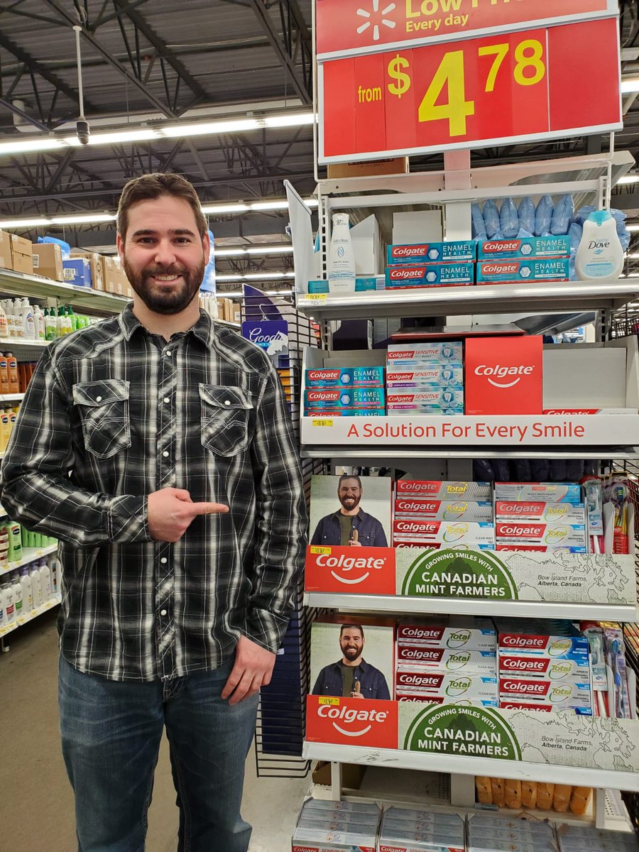 GavinThacker's tweet photo. That sure is a nice display @Colgate https://t.co/orV7h343th