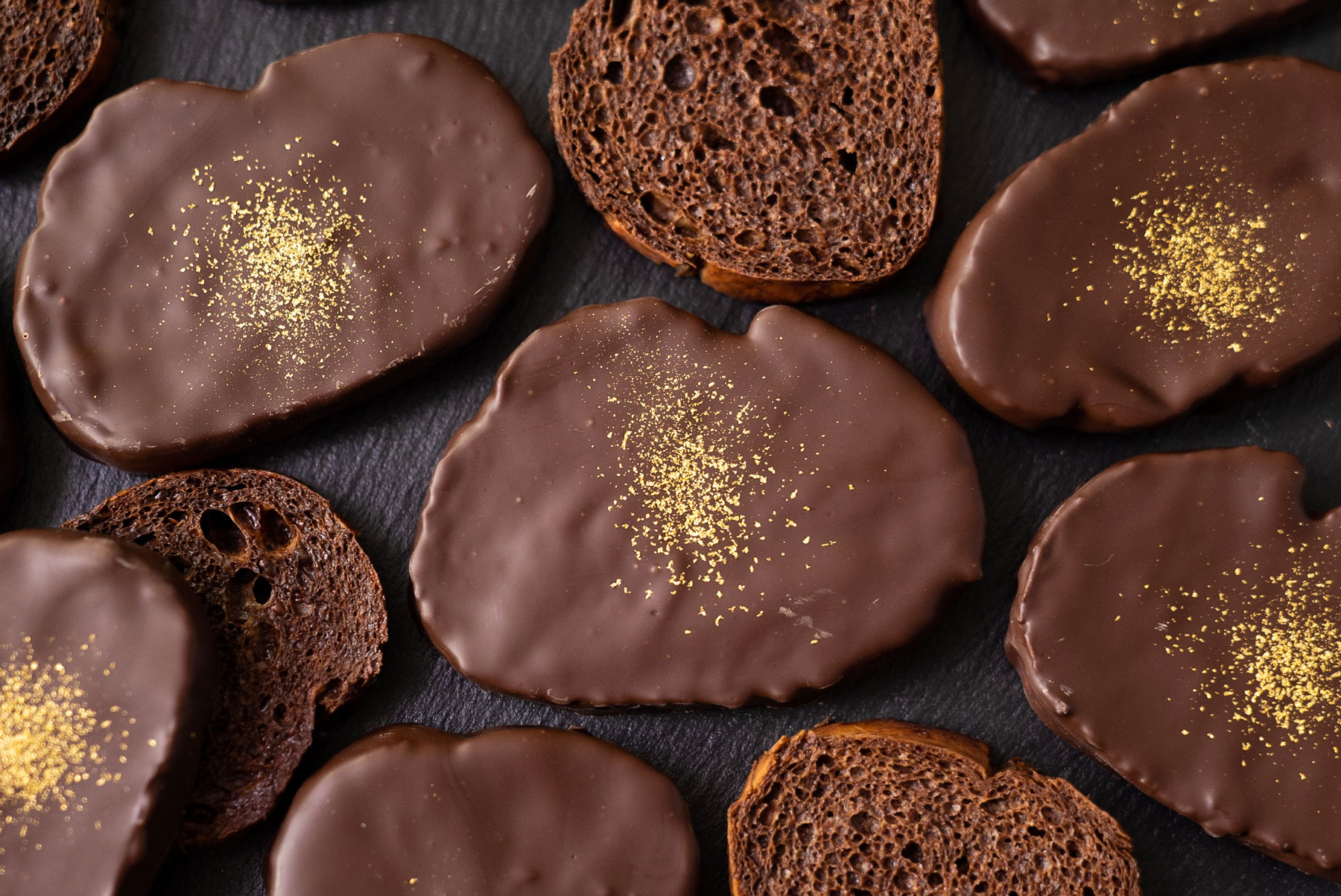 Chocolate Cacao チョコレートカカオ Seijin Youtube新作動画 インスタ映えの手作りバレンタインに ゞ W Premium Chocolate Coated Rusk プレミアムチョコラスクの作り方 Youtube T Co Ffkrjlft5o Youtube お菓子 Asmr Chocolate