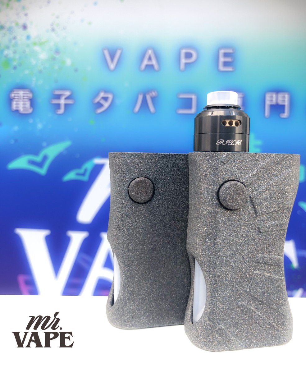 mrvape_yokosuka's tweet photo. 【Announcement!!】

こんにちは!今日新しいメンバーが増えました!
皆さんこの方の事をご存知だと思います!
元川崎、蒲田店のスタッフ!
アイスMODデザイナー
シナグスコンカーのメーカー!
GARY君です!2020年まだ始まってますよ!これから盛り上げてきますよ! https://t.co/1SHFWvn85D