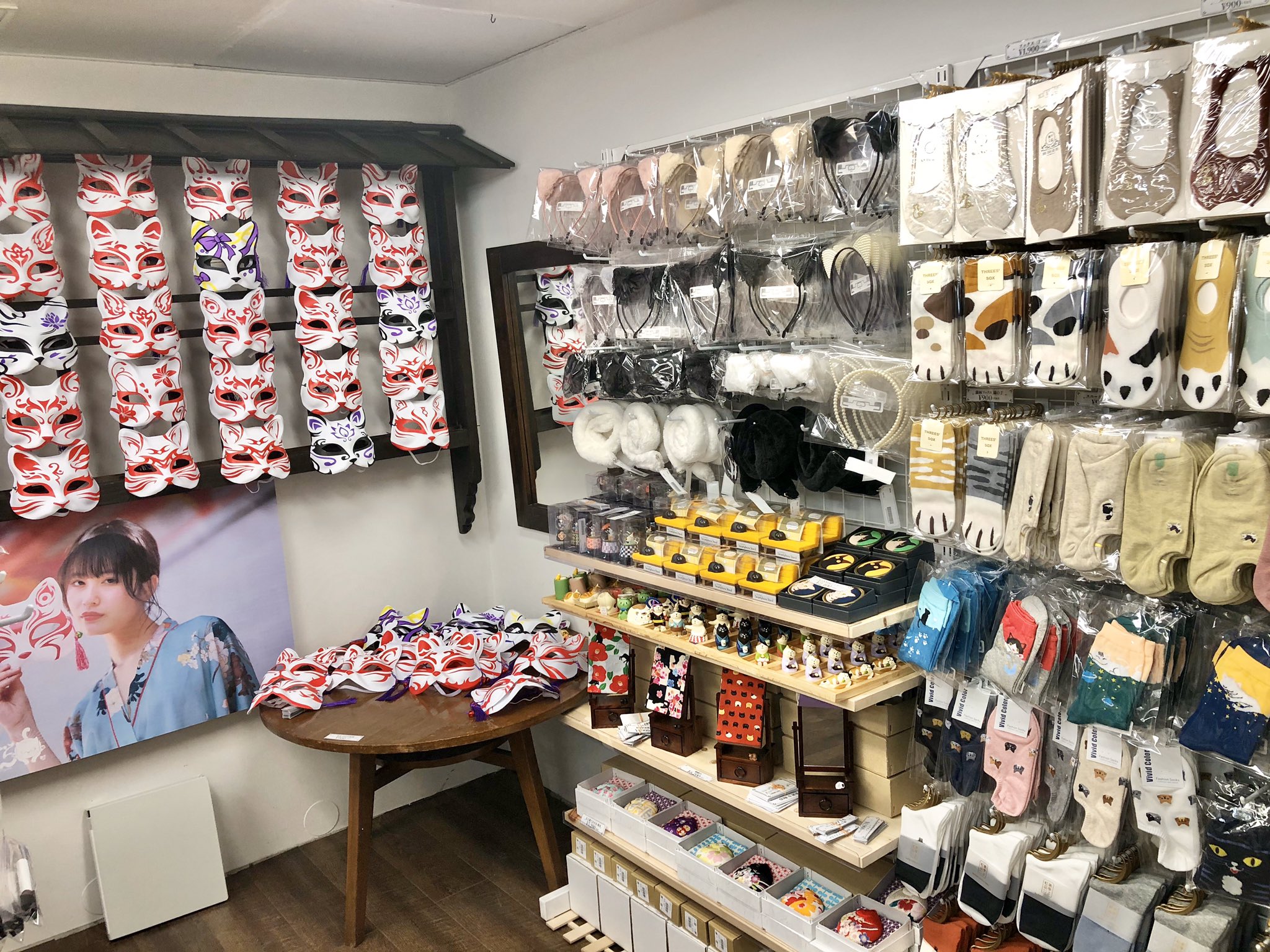 Twitter 上的 Wargo店舗販売スタッフ 鎌倉the Ichi おはようございます 本日から鎌倉the Ichiに 猫まっしぐら オープンです 可愛い猫の雑貨がこれでもか というほど盛り沢山なお店になってますよ 猫好きな方もそうでない方も 鎌倉にお越しの