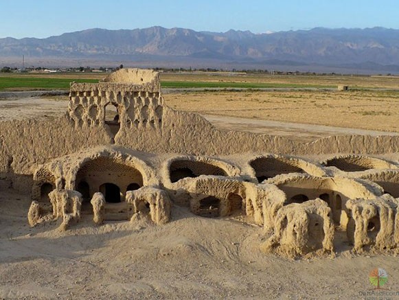 Jumping back in time again in my Iranian cultural heritage thread to the bronze age site of Tepe Hissar in northeastern Iran which stretched from 4,500 to 1,900 BCE