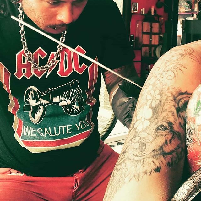 TVagando's tweet photo. #Wear your heart on your skin in this life."
#newtattoo #bambootattoothailand #changesinlife https://t.co/L0289BfLVk