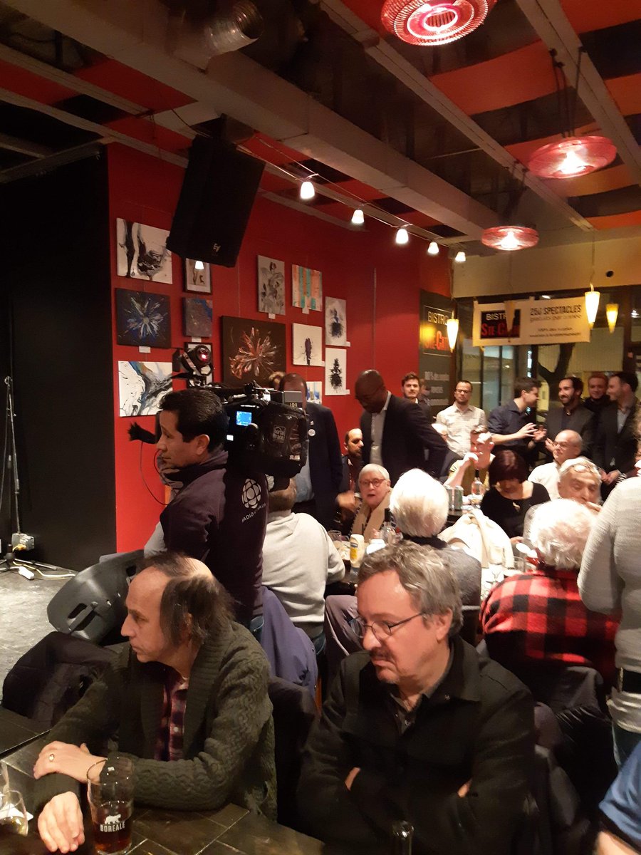 Premier grand rassemblement du <a href="/partiquebecois/">Parti Québécois</a> à Montréal en 2020 : une salle bondée de militants motivés!
J'ai adressé quelques mots aux membres pour les remercier de leur engagement et leur dire que nous sommes en marche pour réaliser l'indépendance du Québec.
#PQ
#polqc