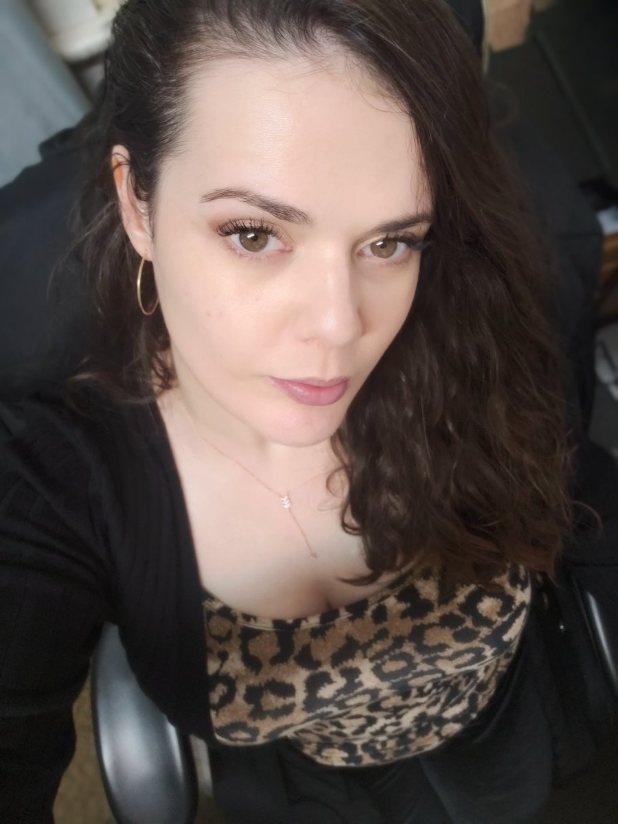 MkKay08's tweet photo. 2020 goals: Become stronger physically and mentally, practice self love, be a successful artist♡ 
@IPSY &amp; #IPSYCleanSlate #Giveaway https://t.co/yLoIoUa7j3