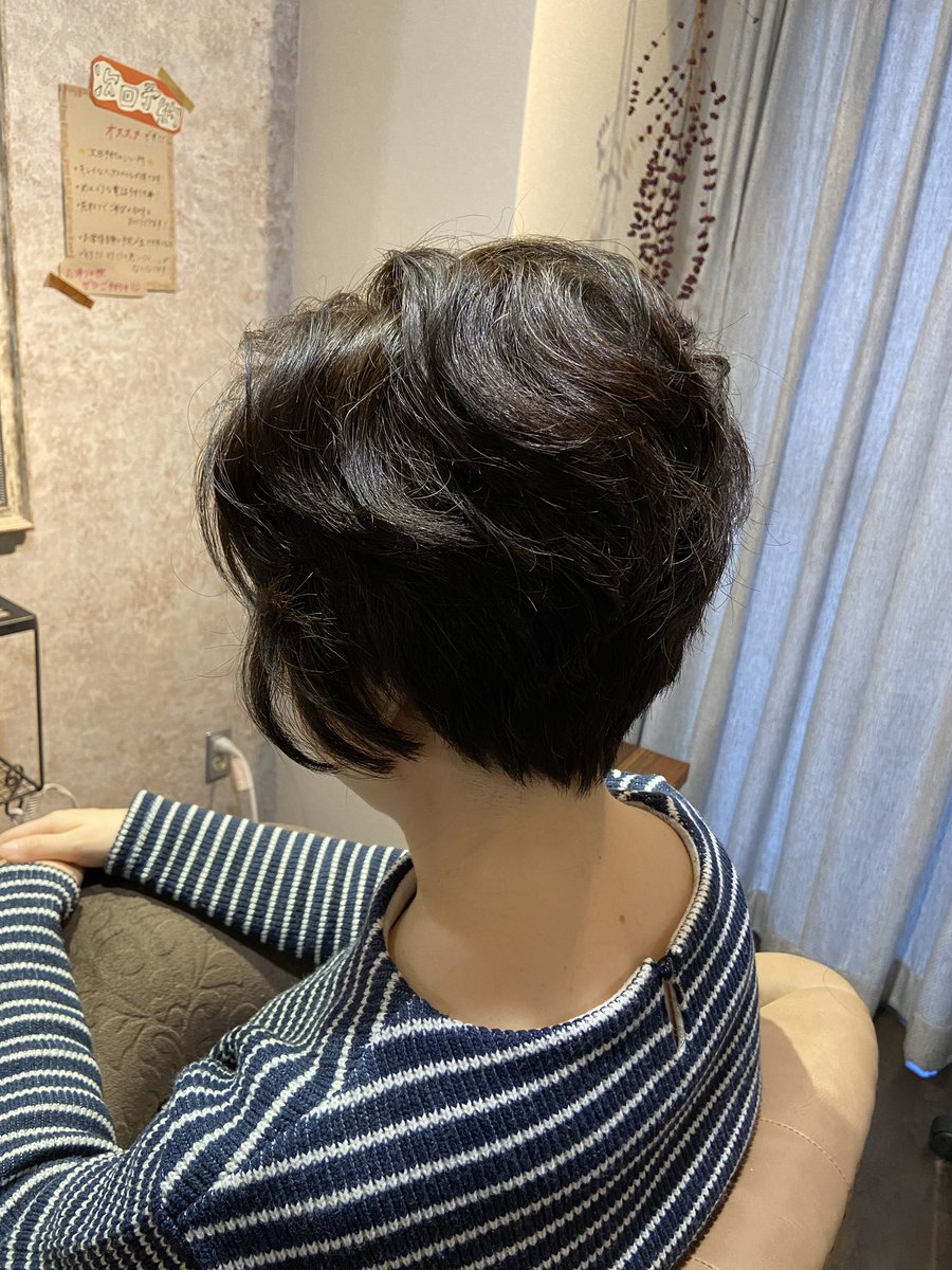 くせ毛ショート くせ毛ショート