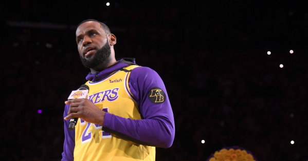 "Tonight we celebrate the kid who came here at 18 years of age, retired at 38 and become the best dad that we've seen over the last three years. Tonight is a celebration." -LeBron James #TwentyFourever eonli.ne/2Ugofhk