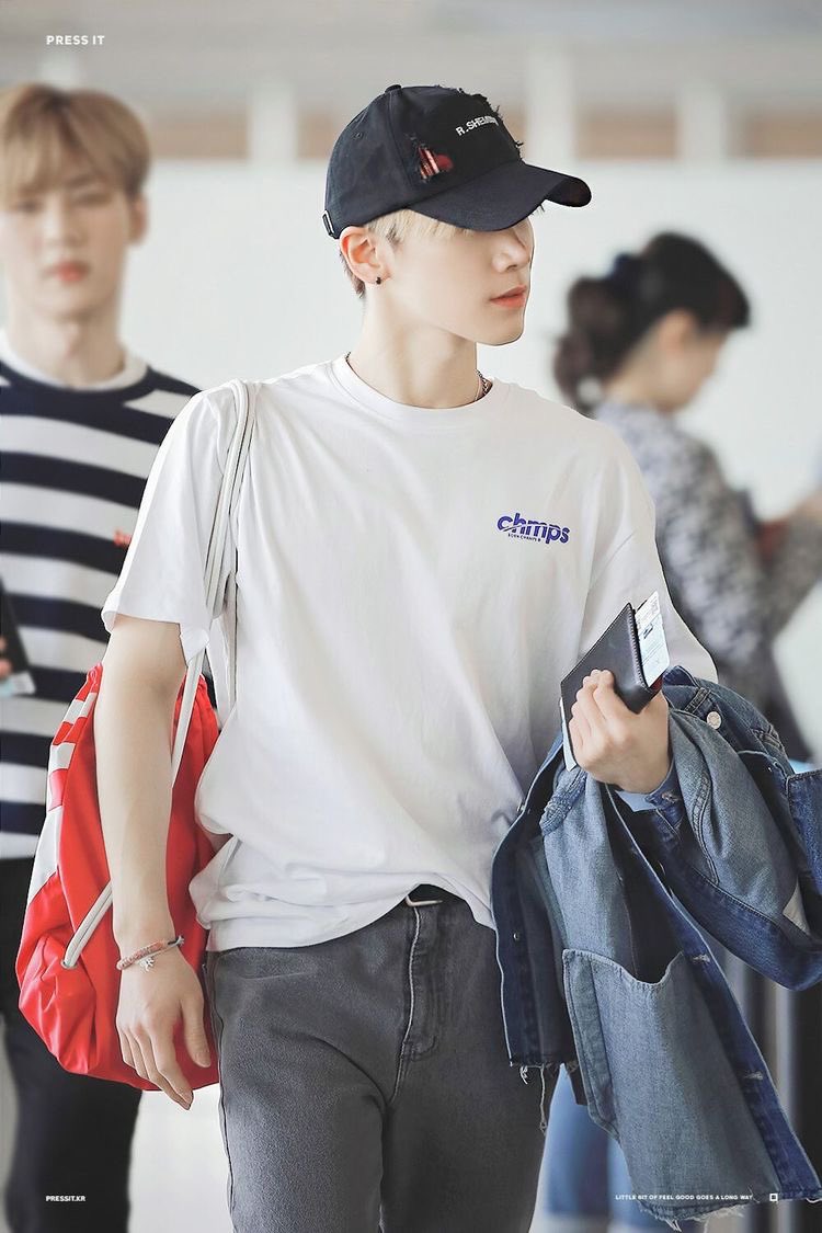 ⟡˚𝒑𝒐𝒐𝒏𝒏𝒙 ݁ /•᷅•᷄\੭ tweet media