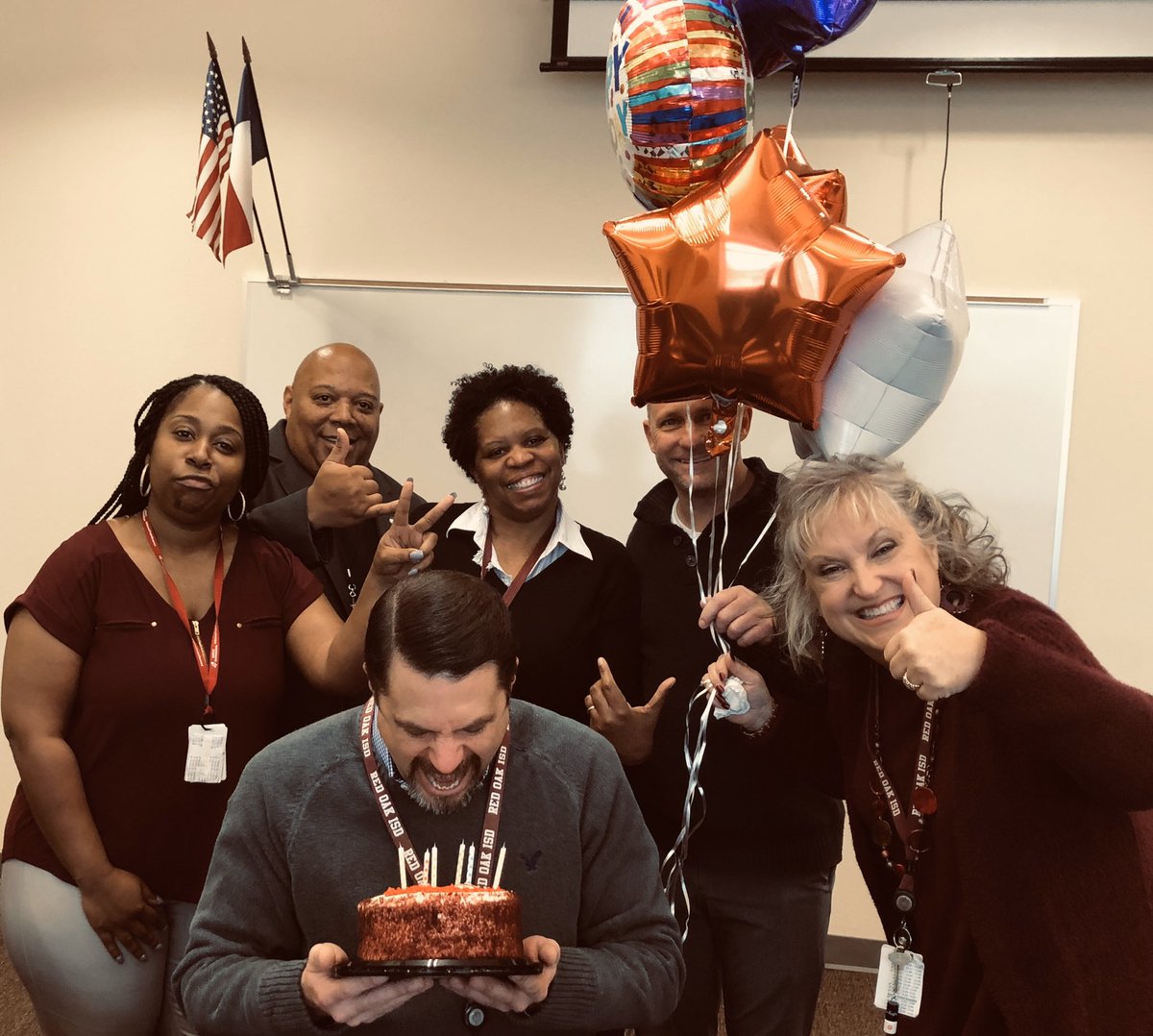 JulieWuerch's tweet photo. Happy Birthday Dr. Beaird! From the A-Team https://t.co/BSE1ZZbmdw