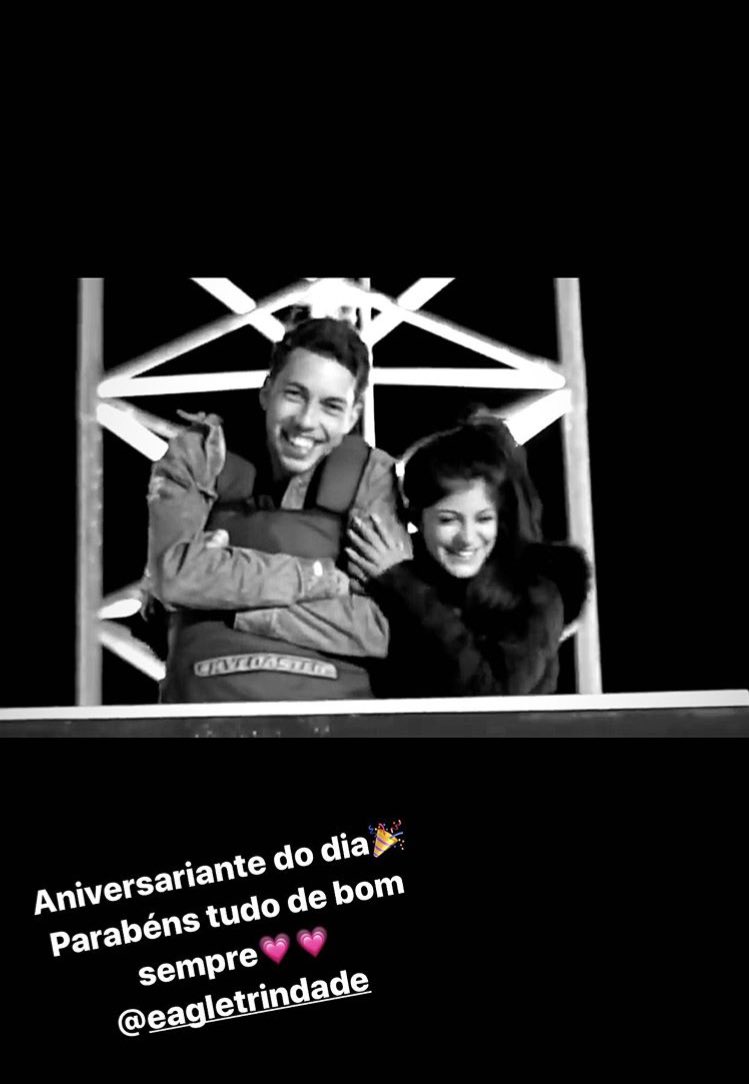 Neagleeee's tweet photo. Ahhh esse vídeo....💕💕 @EagleTrindade @Giijoppert_ https://t.co/teWoluVdaG