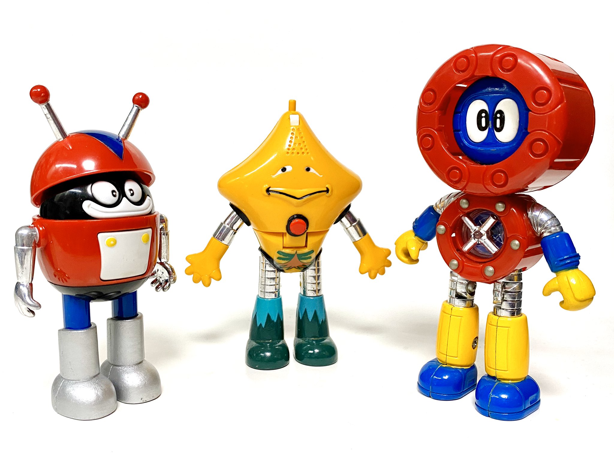 ひのき一志 ロボ丸 パラットと かわいいロボットはお腹が開きがち 3枚目は付属のハンバーガー T Co 3kjs6jtsts Twitter