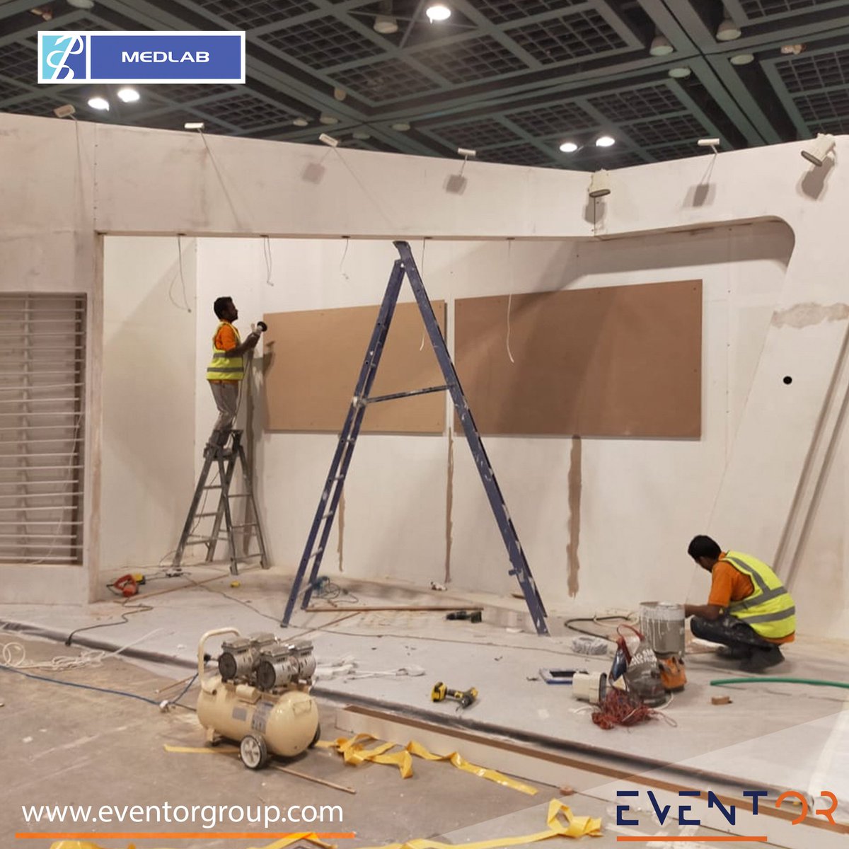 eventorgrp's tweet photo. Work in progress at Medlab Series - Medical Laboratory Industry Forum from 3-6 Feb, 2020

#mymedlab #eventor #dubai #marketing #exhibition #events #stallfabrication #BTL #mydubai #industry @MedlabSeries https://t.co/ELh63HrdNd
