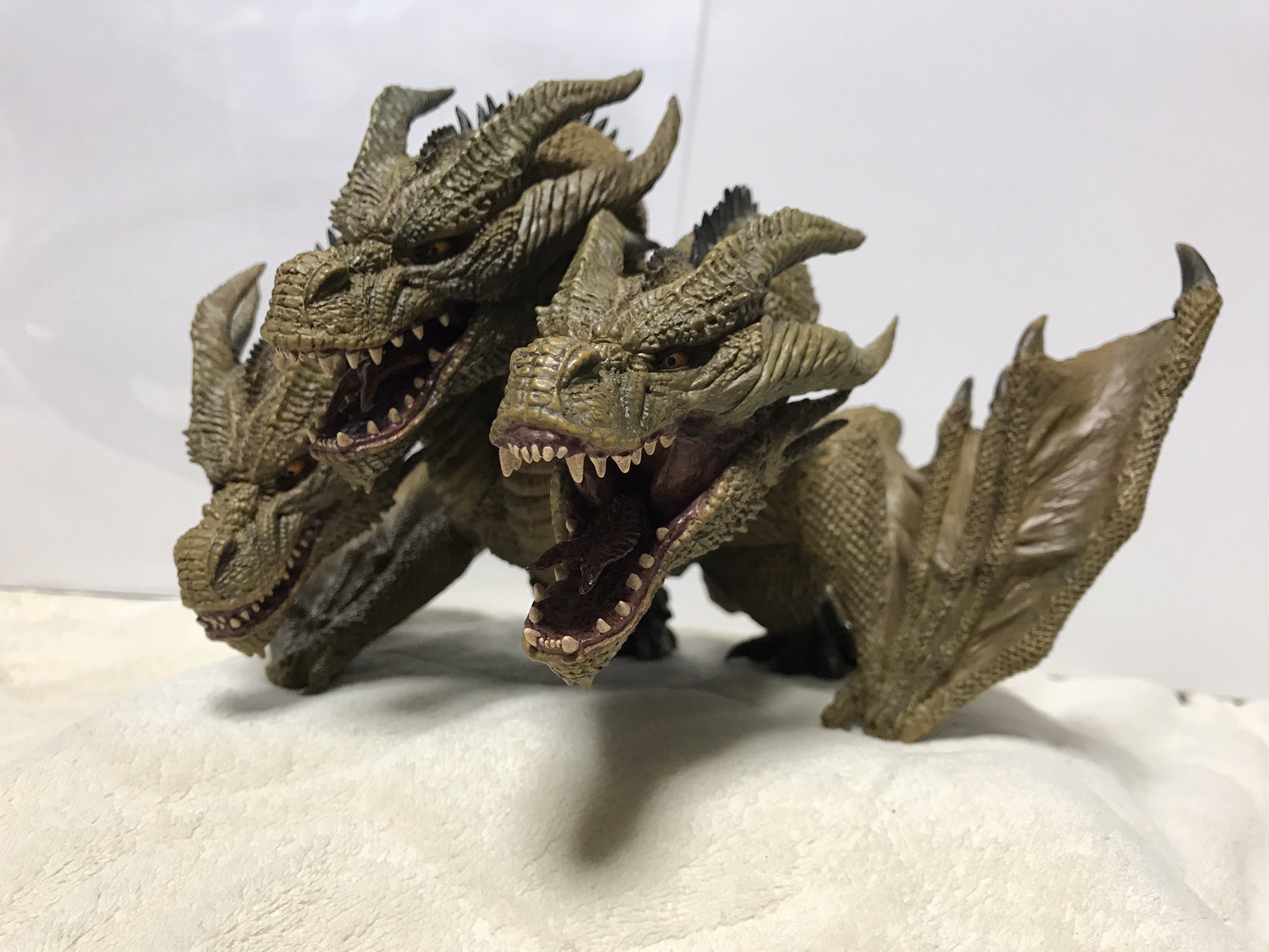 特上美品 少年リック限定 発光 デフォリアル キングギドラ 限定版