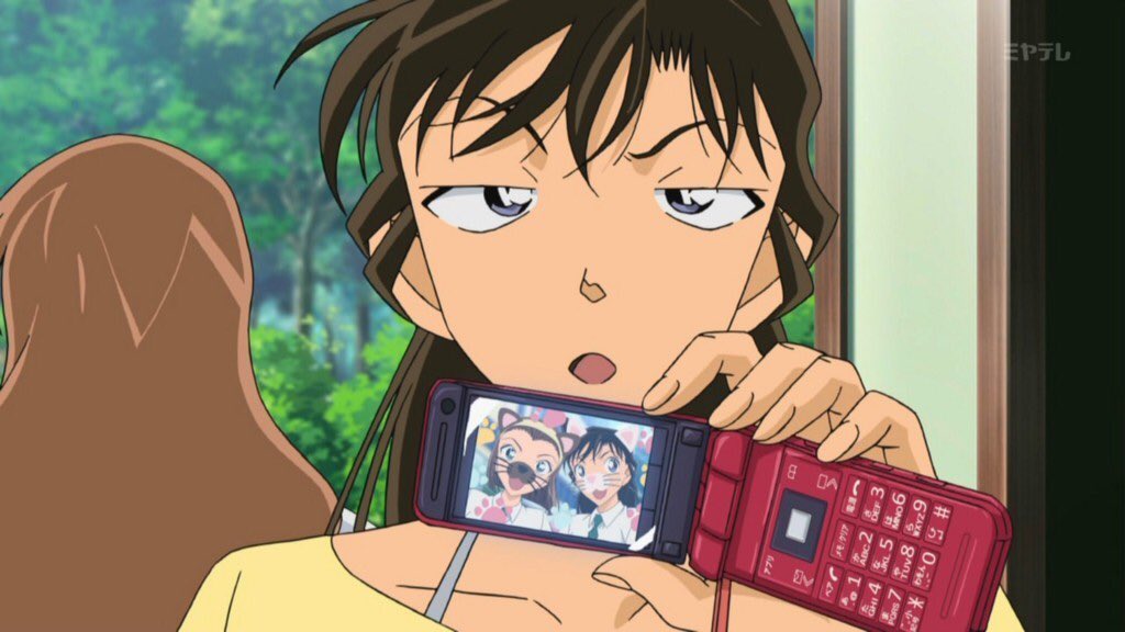 摘む シャープ ふつう イヤリング 型 携帯 電話 蘭 落ち着いた 追い付く モバイル