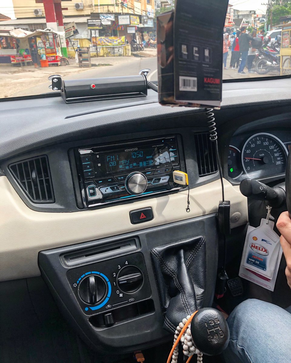 Seneng banget kalo pas naik taxi online, radio stay tuned di frekuensi 105 FM <a href="/lanugrahafm/">La Nugraha FM Palembang</a> terima kasih @gocarpalembang <a href="/gojekindonesia/">Gojek Indonesia</a> sukses selalu
-
#lanugrahafm #radiopalembang #radiokeluarga #infopalembangterkini #palembangterkini #palembangtop #palembang #ayodengarradio