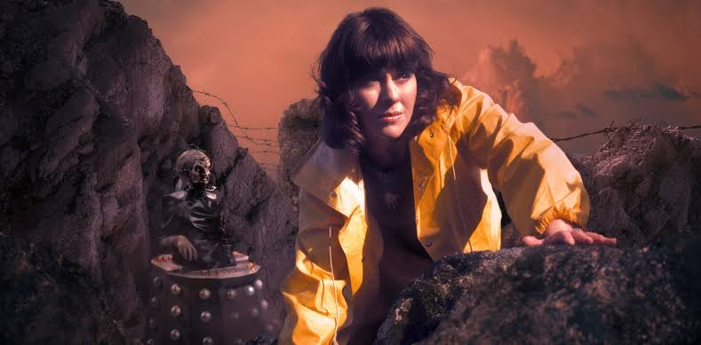 Happy Birthday Elisabeth Sladen, you are one in a million! 