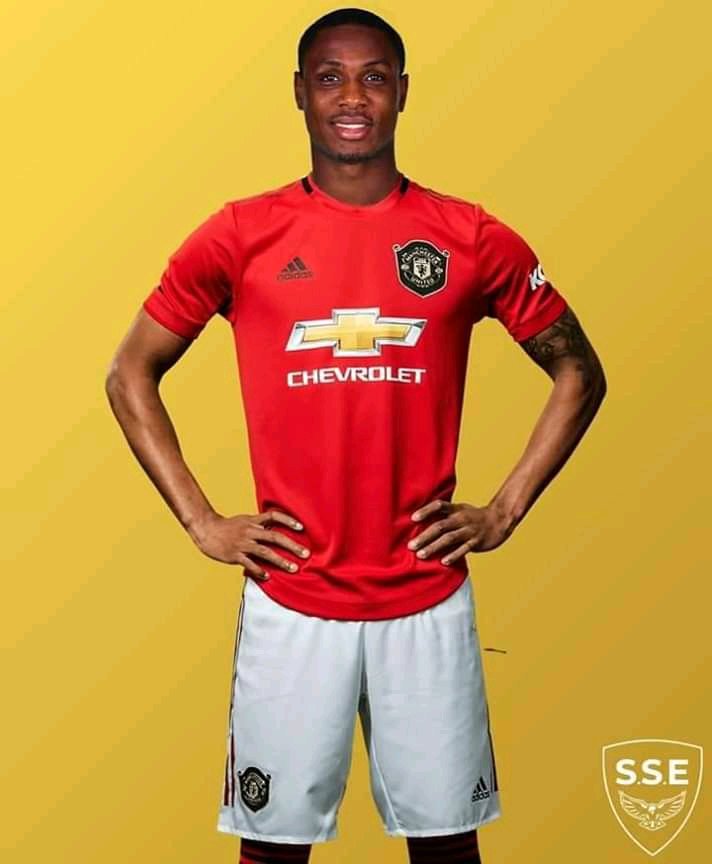 NubiSouth's tweet photo. Welcome to Manchester United  Ighalo 👌..  Gonna do great in the team.. #ighalofc 
First Nigerian in United senior team https://t.co/nxnVJWauuB