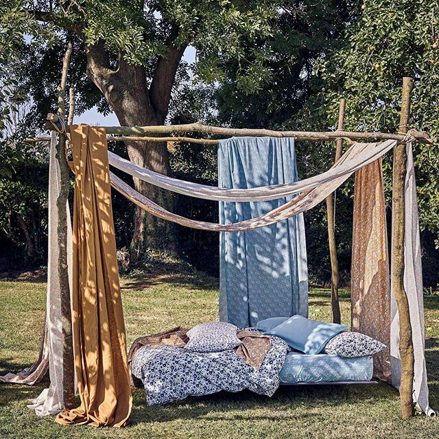 ~ The Wonderland ~

Beautiful pops of colour from Liberty’s infamous classic prints, the bright and light escapism we all need from time to time. 
Shop the full bedding collection online now.

Bedding @cocoandwolf
Art Direction &amp; Styling @emilyrickardsty… ift.tt/2vBaaAA