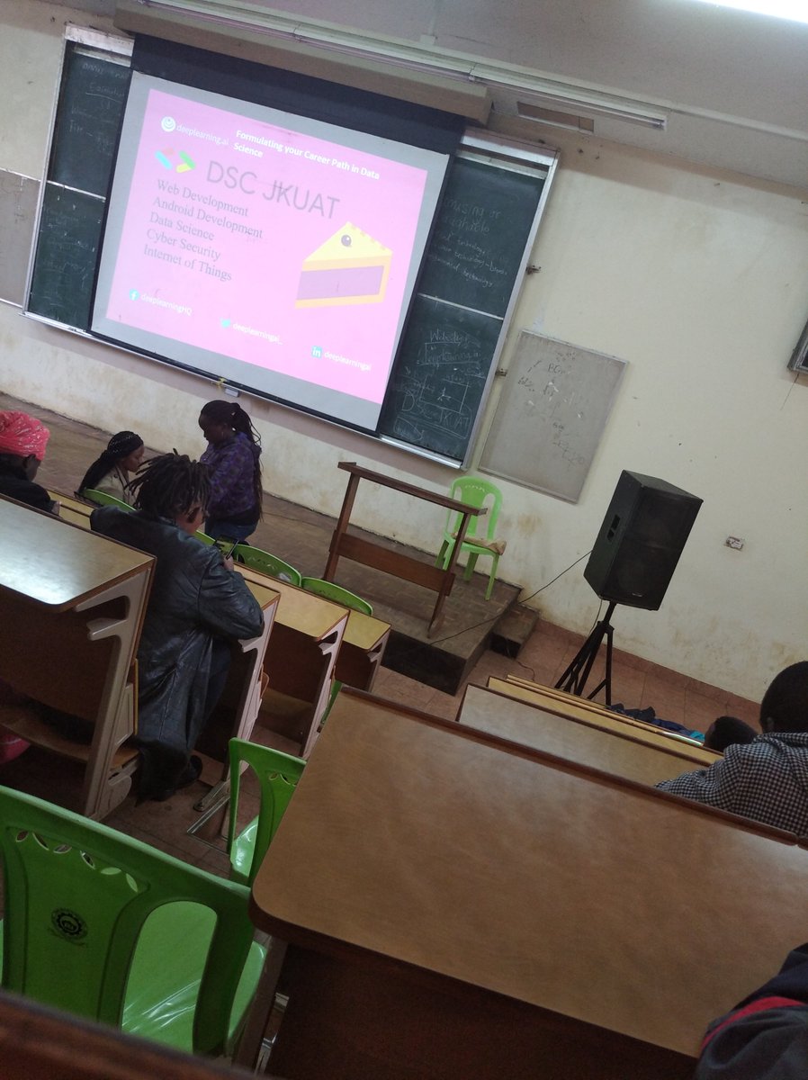 _kibetheophilus's tweet image. Find us at @dscjkuat engaging #Pie&amp;amp;AI 
#deeplearnig
#ArtificialIntelligence.