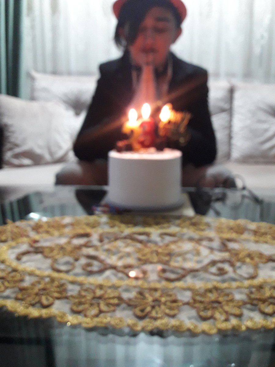 Aisanensafiyice's tweet photo. #Hbd to me
😍🎂🥋❤⭐🤘🏻
Thanks for who are people have nice day to me
#mom
#dadi
#my sorri aount
#my toran aount
#mahsan my sister
#my elham aount and my cousins https://t.co/q8O2MP9T1o