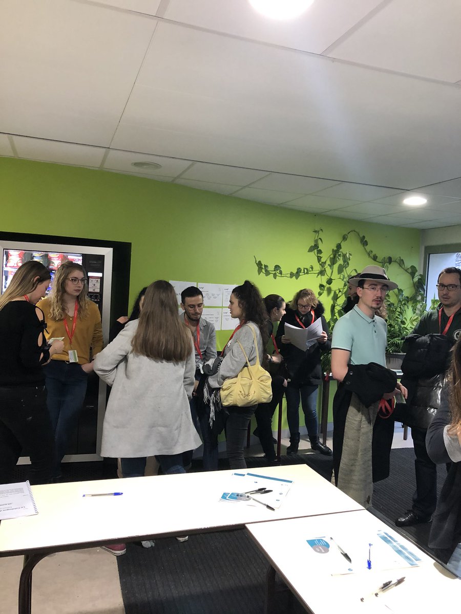 IUTAlumni63's tweet photo. #Event Les anciens arrivent ! Merci à tous 🤲🏼 #IUT #IUTbio #IUTClermont #UDA https://t.co/ObysTkEsnf