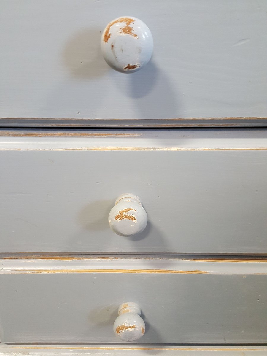 EdinRemakery's tweet photo. How divine is this distressed chest of drawers? After some much needed TLC and mending it's now a stylish piece that would sit perfectly in a nursery, a bedroom or for some extra storage in a hallway & you can buy it online or in-store now!
#remakery #reuse #relove #recycle https://t.co/dOiMtRKZjw