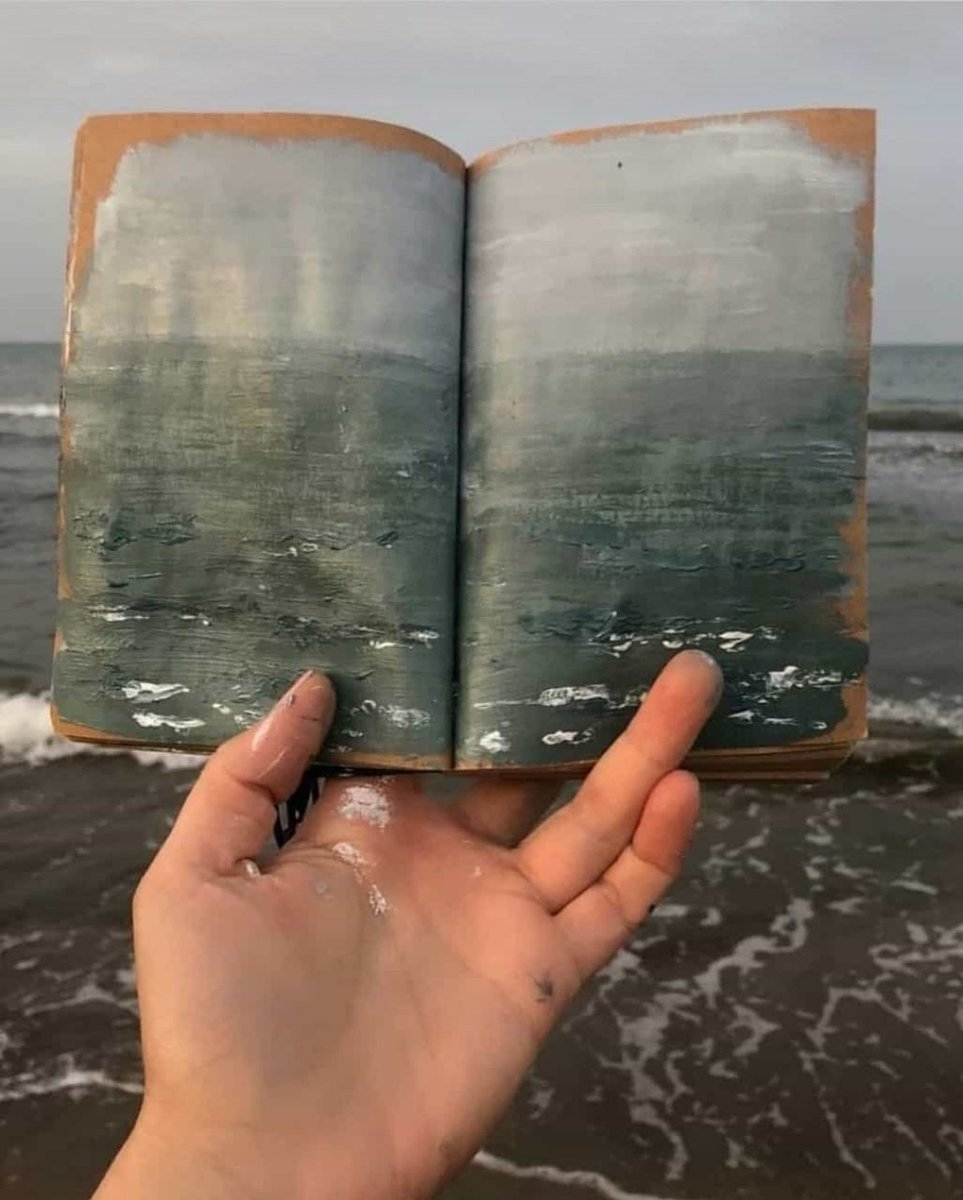 #FebbraioCon Michel Houellebecq

Vivere senza leggere è pericoloso,
ci si deve accontentare della vita,
e questo comporta notevi rischi.

Buongiorno #CasaLettori!