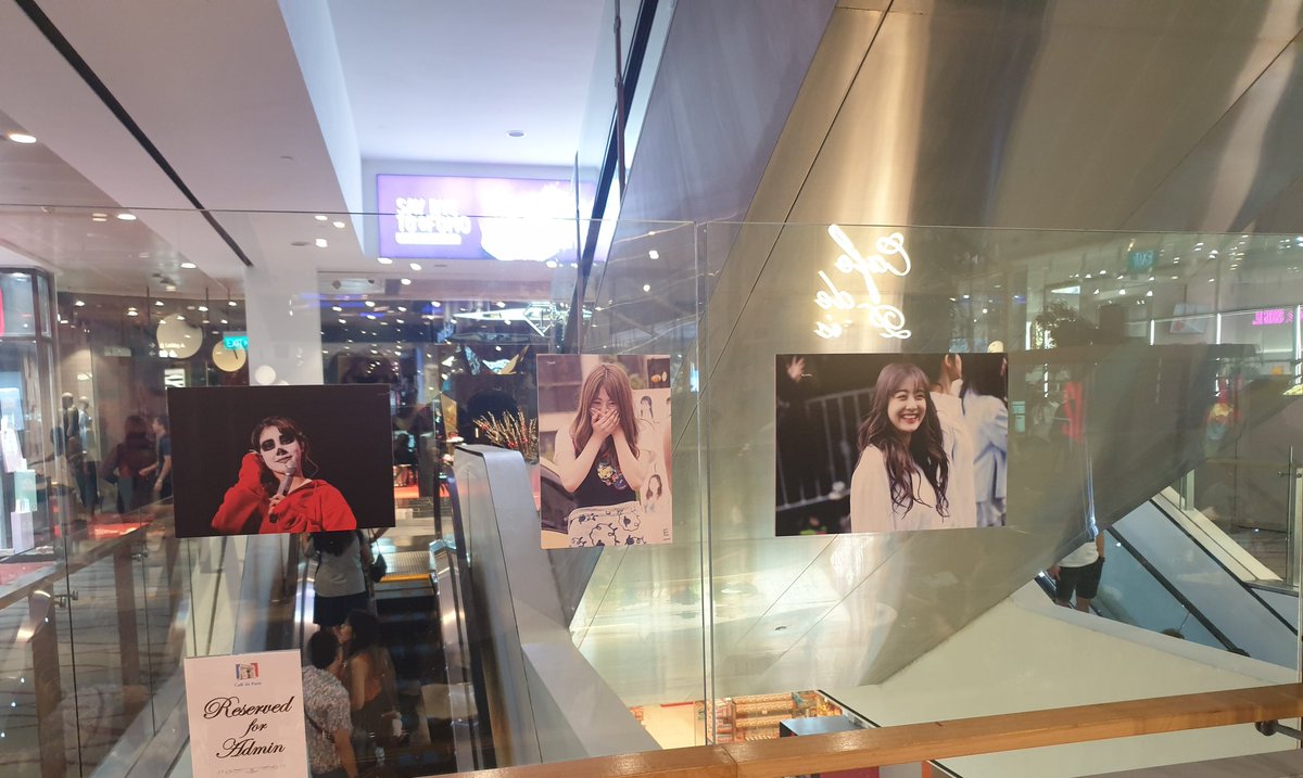 SubjectKpop's tweet photo. Thank you for organising Jihyo's Birthday Cafe! ❤ @moonstone_021

#OurPreciousJihyo #GetLoudForJIHYO #HappyJIHYOday #THRUTHEYEARS https://t.co/lAskXt0iWQ