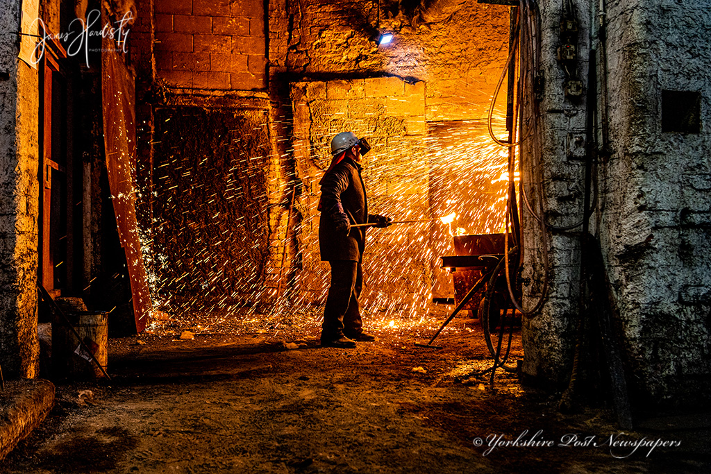 YPinPictures's tweet photo. This was an #epic job to cover for @yorkshirepost at Hargreaves Foundry #Halifax @castironsuper featured in #YPMag this #WeekendEdition made for some quality #images @JayMitchinson @IanDayPix @mikegauntdesign @MarisaCashill @EditorInChiefJP #yorkshire #business #castiron #foundry https://t.co/USE2Wgz2Sw