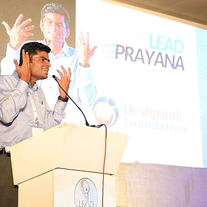 dcseLEAD's tweet photo. "Have a purpose and convert it into your strength and raise the bar, unleash your speciality and uniqueness!" Said Mr. K. Annamalai, Former IPS Officer!
He advised students to trust the process and to go with the flow!
#yuvasummit #yuvasummit2020 #leadyuvasummit https://t.co/rcKo2Gzgf4