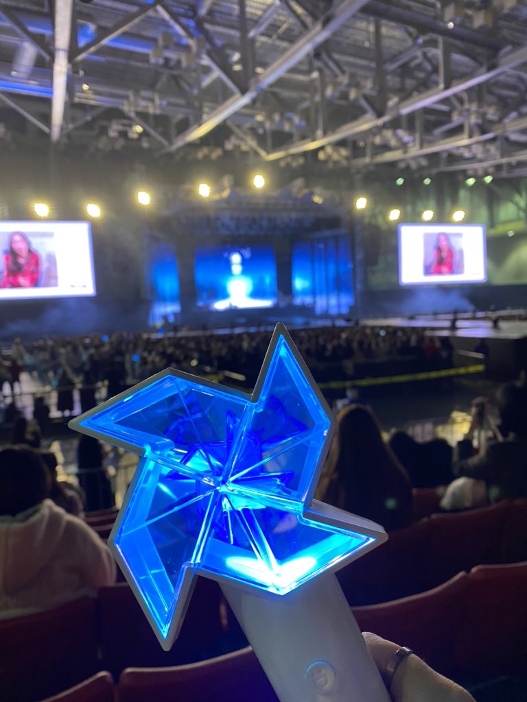 minhuans's tweet photo. 오래만 😊 https://t.co/BJNOiddb48