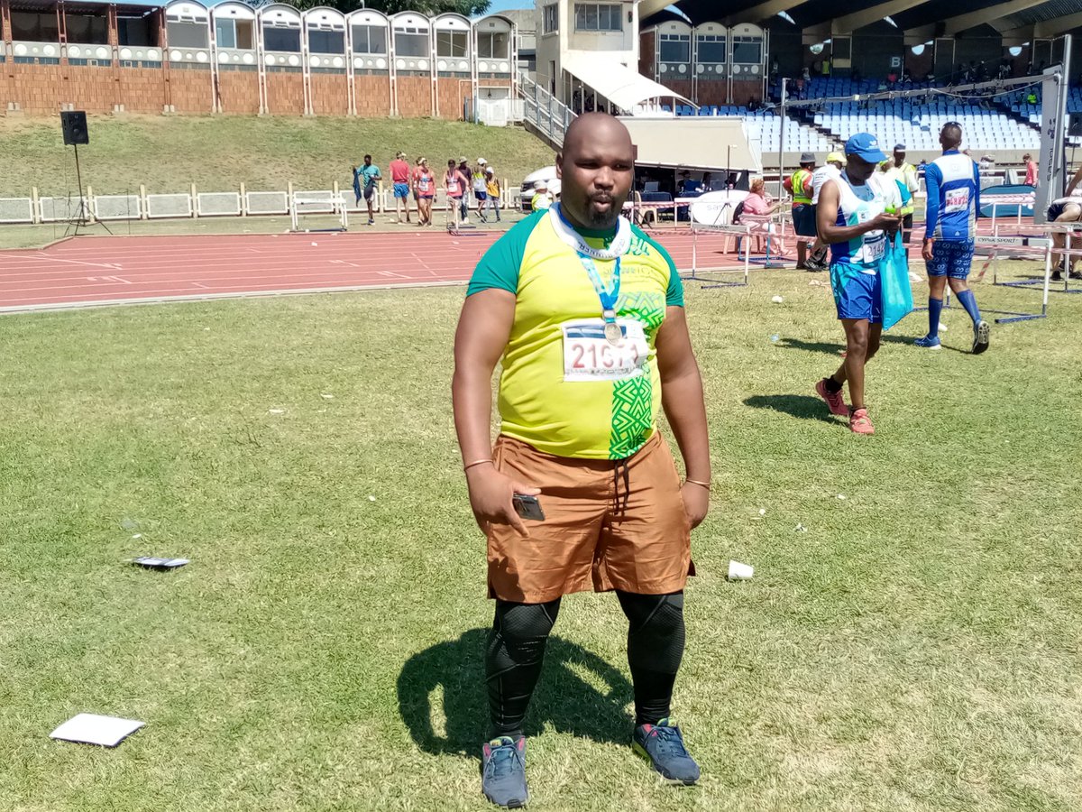 FezileDabiDM's tweet photo. Congratulations to the FDDM Marathon team after having ran an event full race at the Sasol Marathon.

Expectations were beyond exceeded as those that would normally run the 10km elavated themselves to both 21km &amp; 42km's respectively and all within a required time frame. https://t.co/zzimvBUqNq