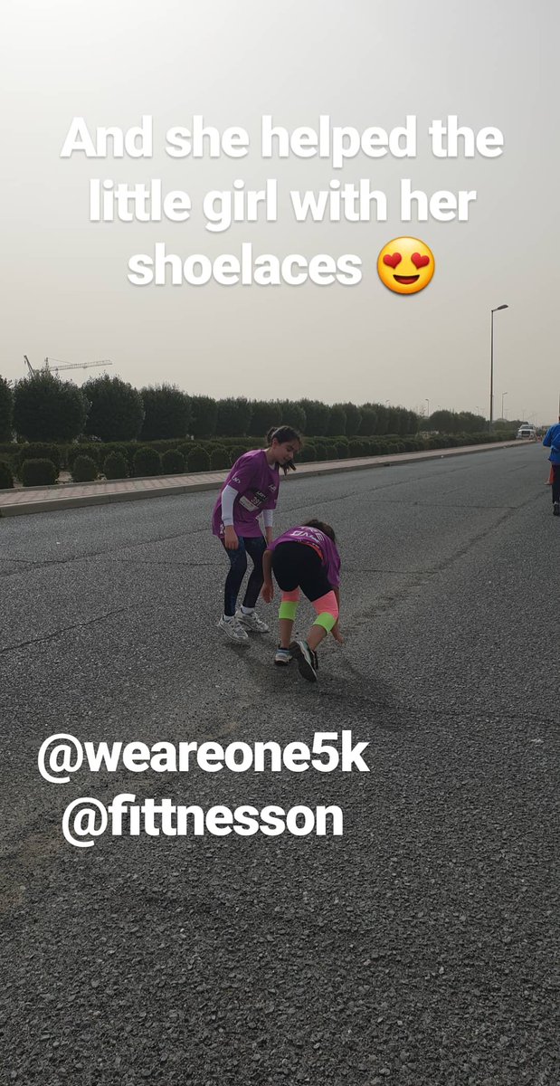 FittnessOn's tweet photo. لمى اصغر متدربة عندنا في @FittnessOn ساعدناها توصل لهدفها وتشارك بسباق ٥ كيلو. اليوم كان يوم الانجاز من بعد التدريب المستمر. الحمد لله رب العالمين. https://t.co/7R7ULWllbc